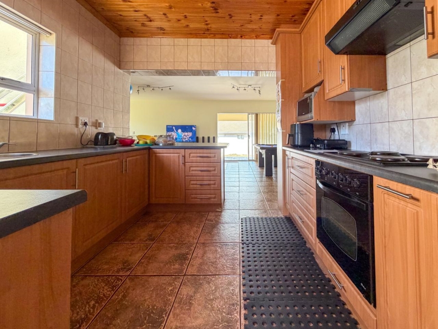 3 Bedroom Property for Sale in Country Club Western Cape